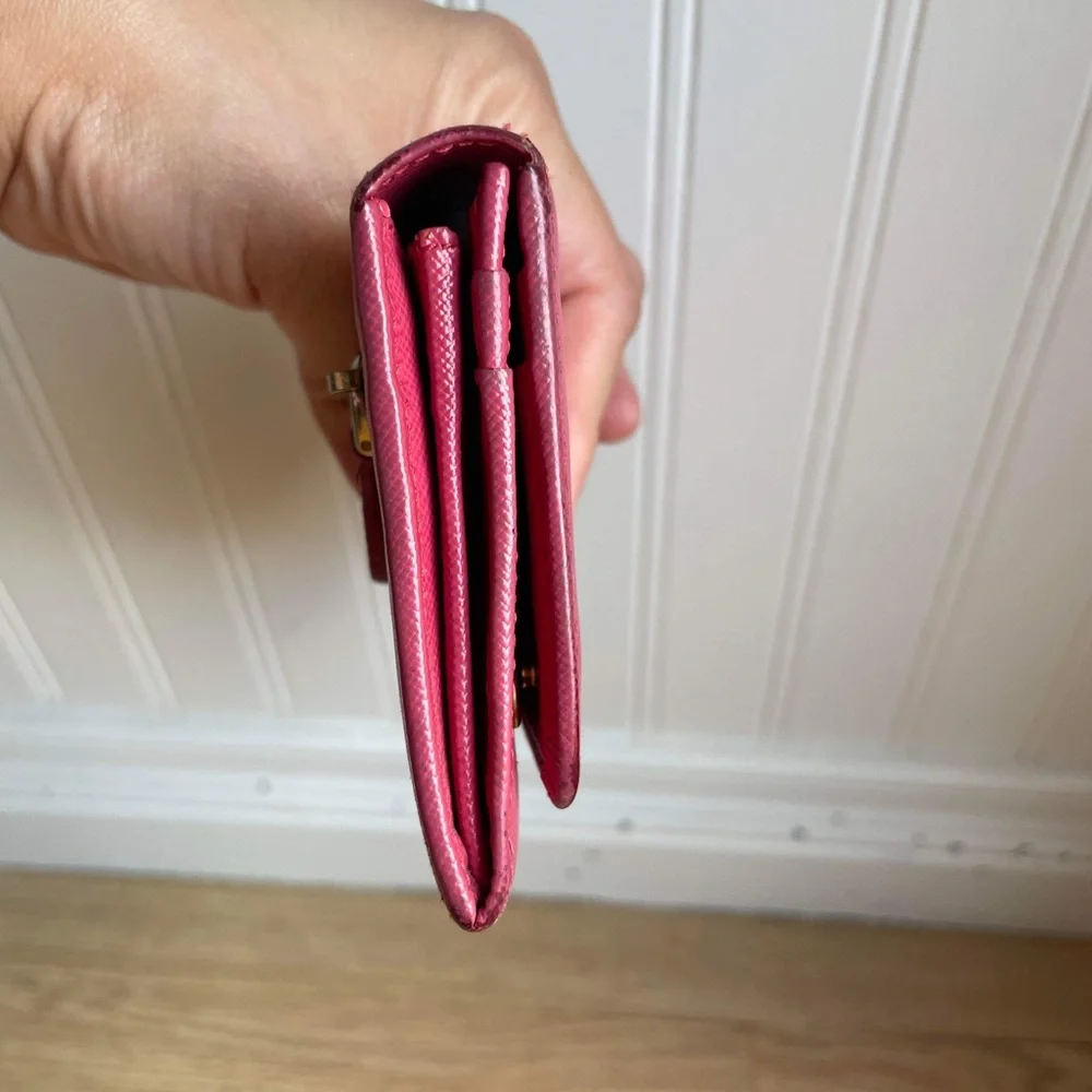 Wallet - Picture 4 of 16